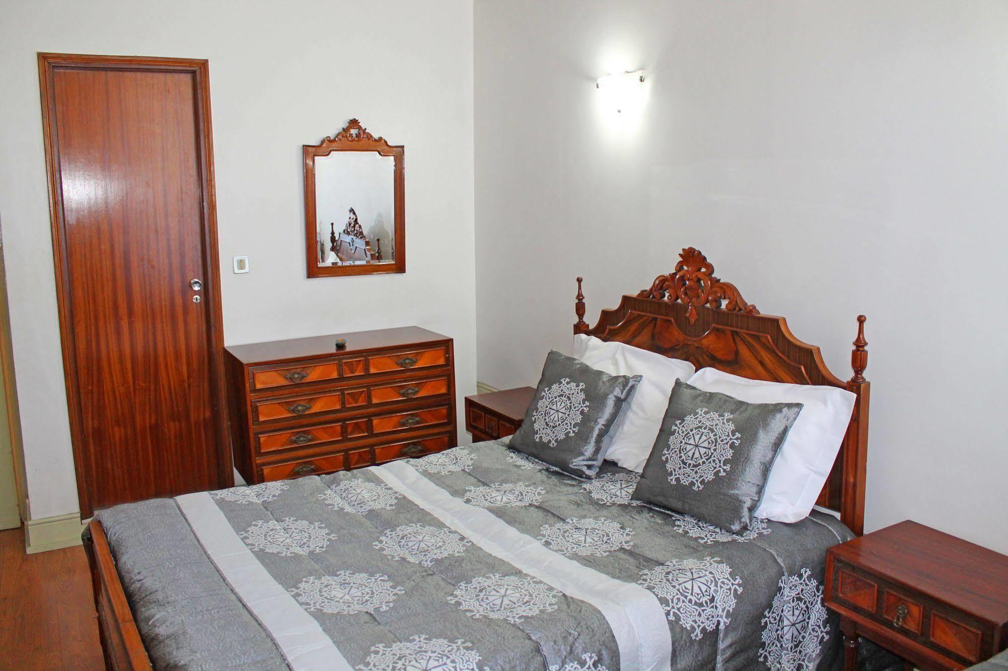 Lunar Guest house Porto